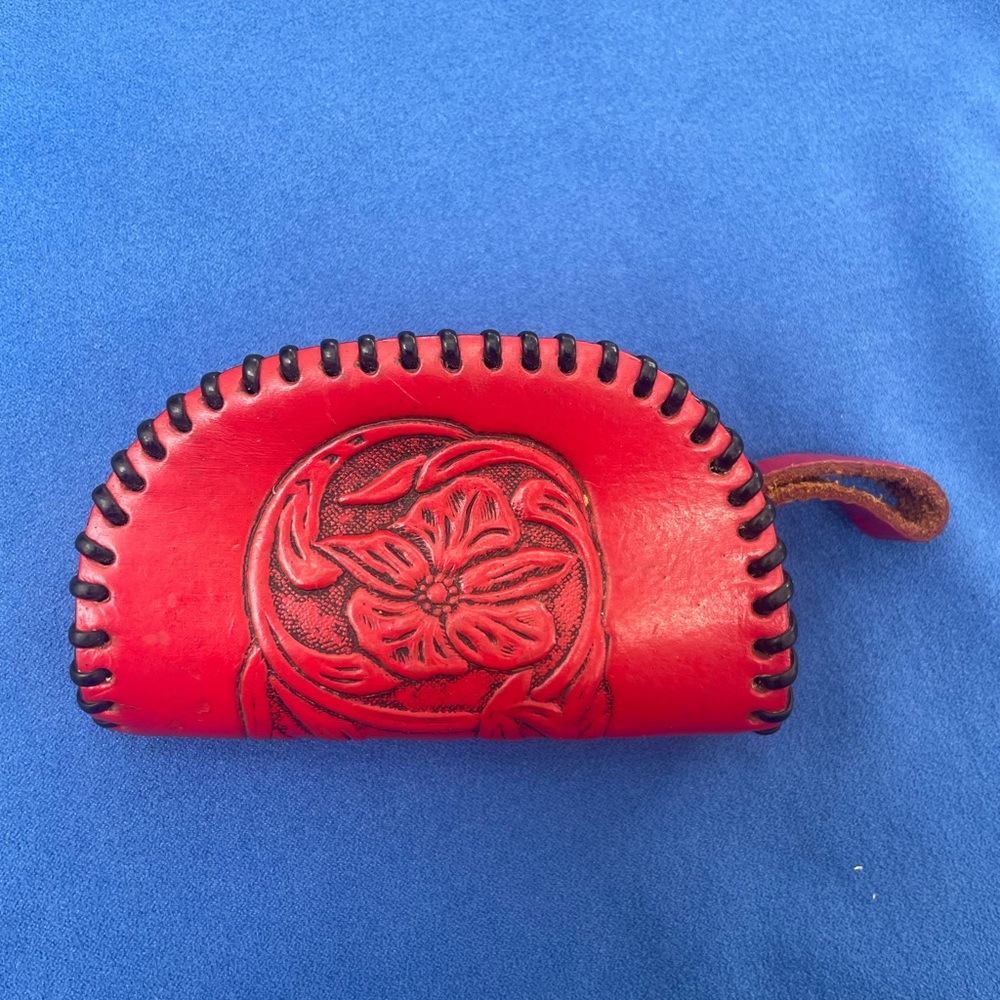 Leather coin wallet